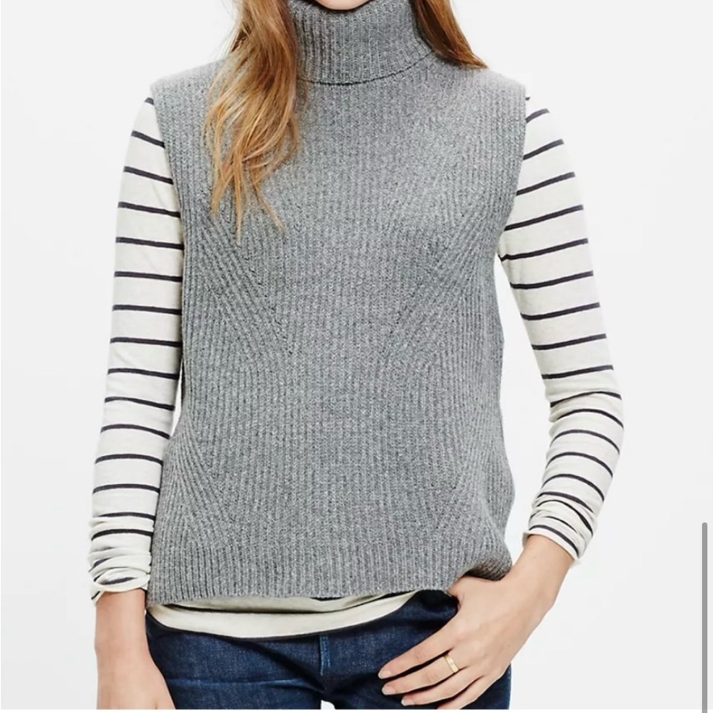 Madewell Gray Merino Wool Turtleneck Sweater Vest